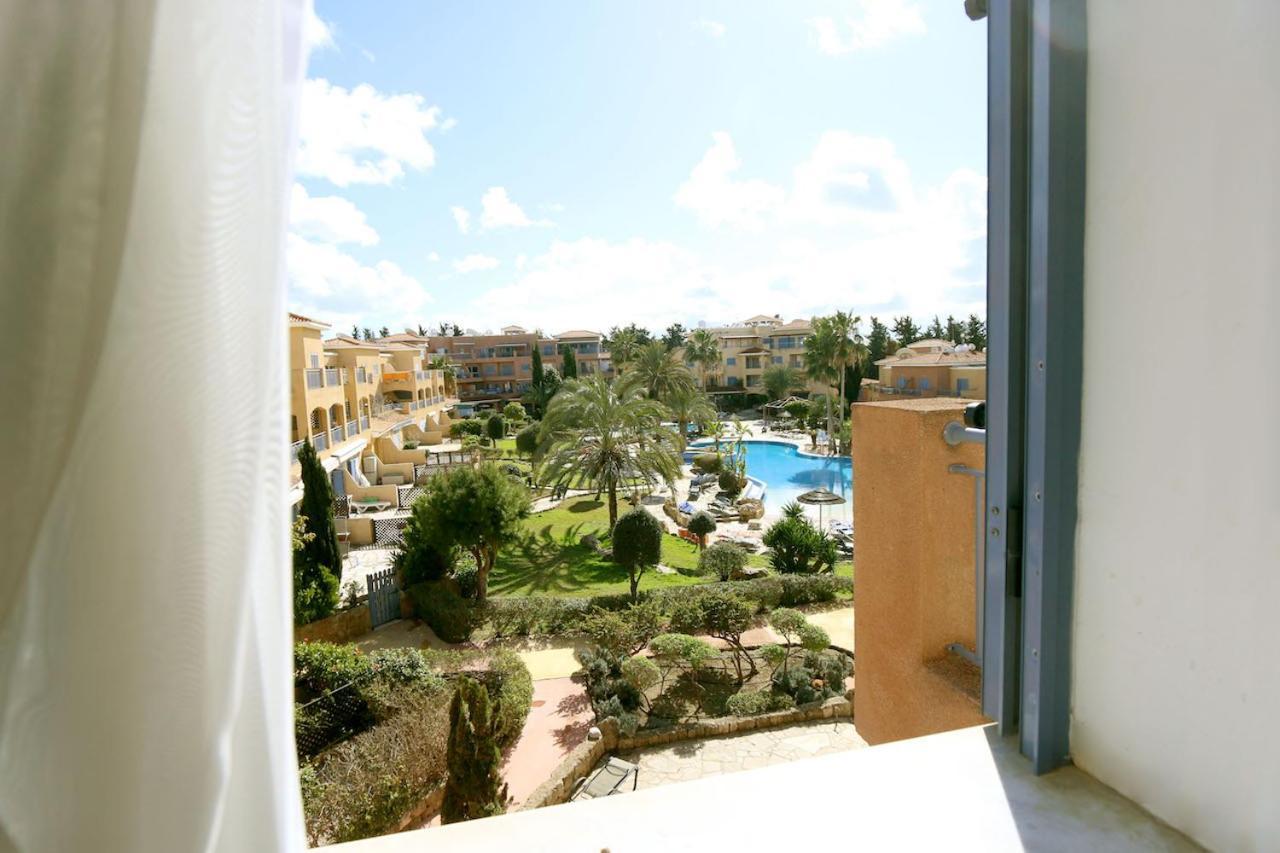 Limnaria Gardens B Apartamento Pafos Exterior foto